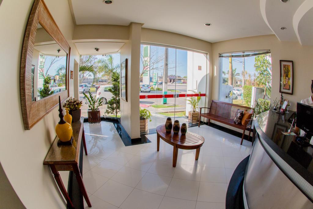Hotel Oceania إيونابوليس المظهر الخارجي الصورة