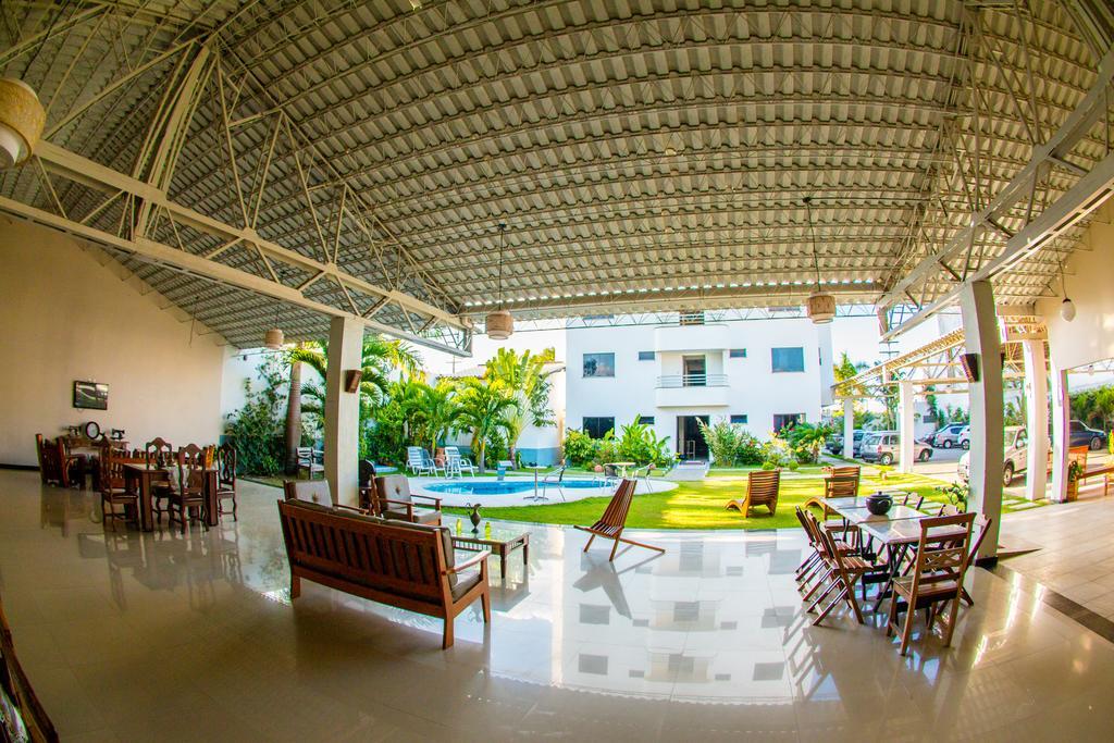 Hotel Oceania إيونابوليس المظهر الخارجي الصورة
