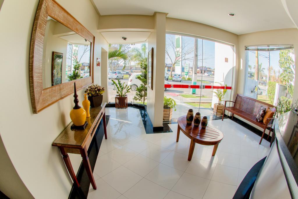 Hotel Oceania إيونابوليس المظهر الخارجي الصورة