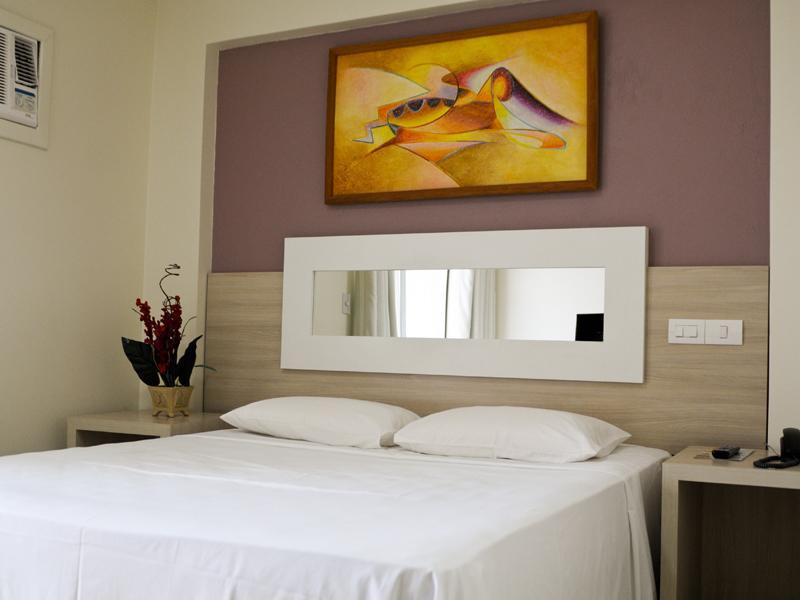 Hotel Oceania إيونابوليس المظهر الخارجي الصورة